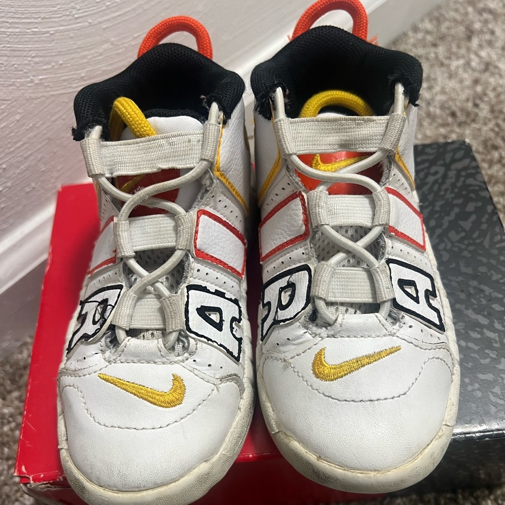 Good condition Nike.